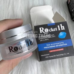 Hủ thủy tinh Rocket 1H chính hãng Mỹ 100mg x 10 grains đặt cạnh vỏ hộp - Nhà thuốc Trung Thắng