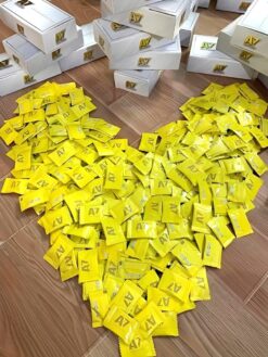 Các viên Kẹo sâm A7 chính hãng Mỹ gói vàng xếp thành hình trái tim - Nhà thuốc Trung Thắng