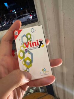 Tem ngậm Vinix chính hãng Hàn Quốc trên tay với logo C.L.Pharm và website clpharm.com - Nhà thuốc Trung Thắng
